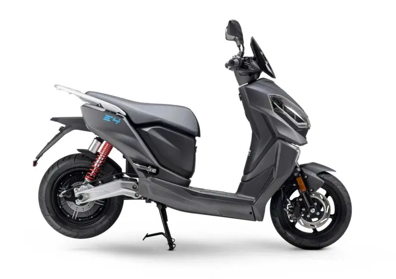Lifan E4 E4 L3e Doppia Batteria (2021 - 26) (2)