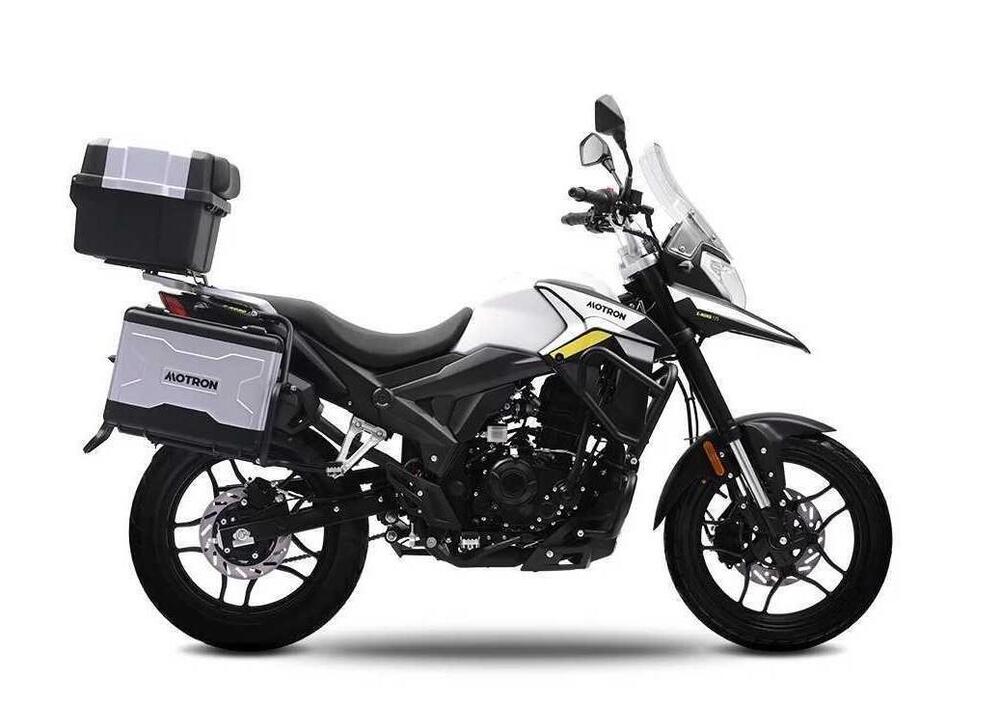 Motron Motorcycles X-Nord 125 Touring (2021 - 24) (2)