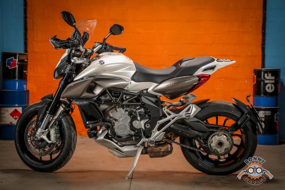 MV Agusta Stradale 800 EAS ABS (2015 - 17) (2)