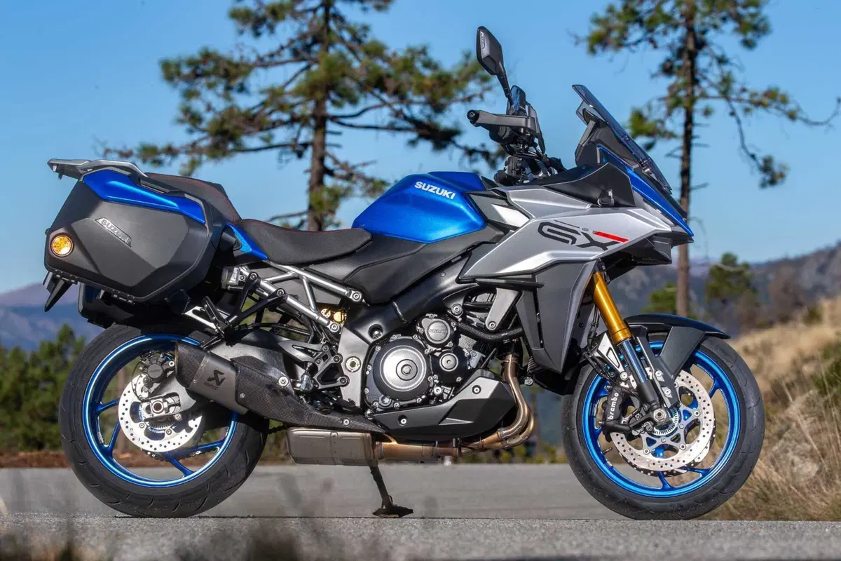 MBE 2024: le versioni Sport e Touring della Suzuki GSX-S1000GX e la V-STROM 800DE Djebel [GALLERY] (5)