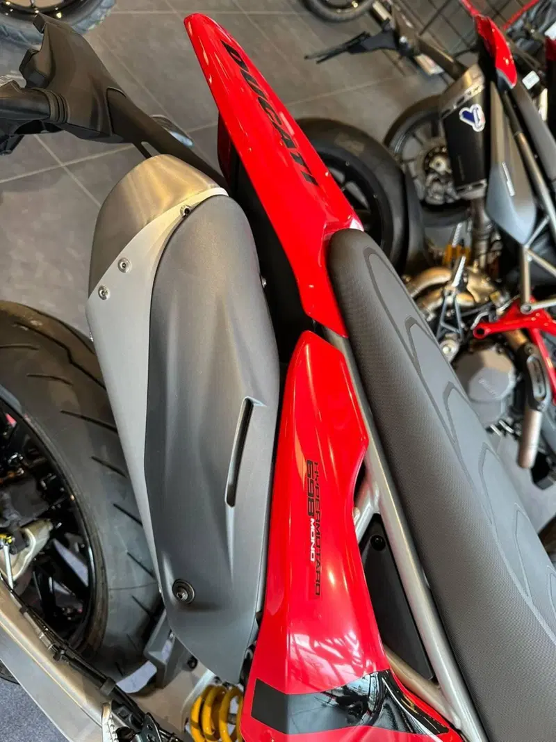Ducati Hypermotard 698 Mono (2024 - 26) (5)