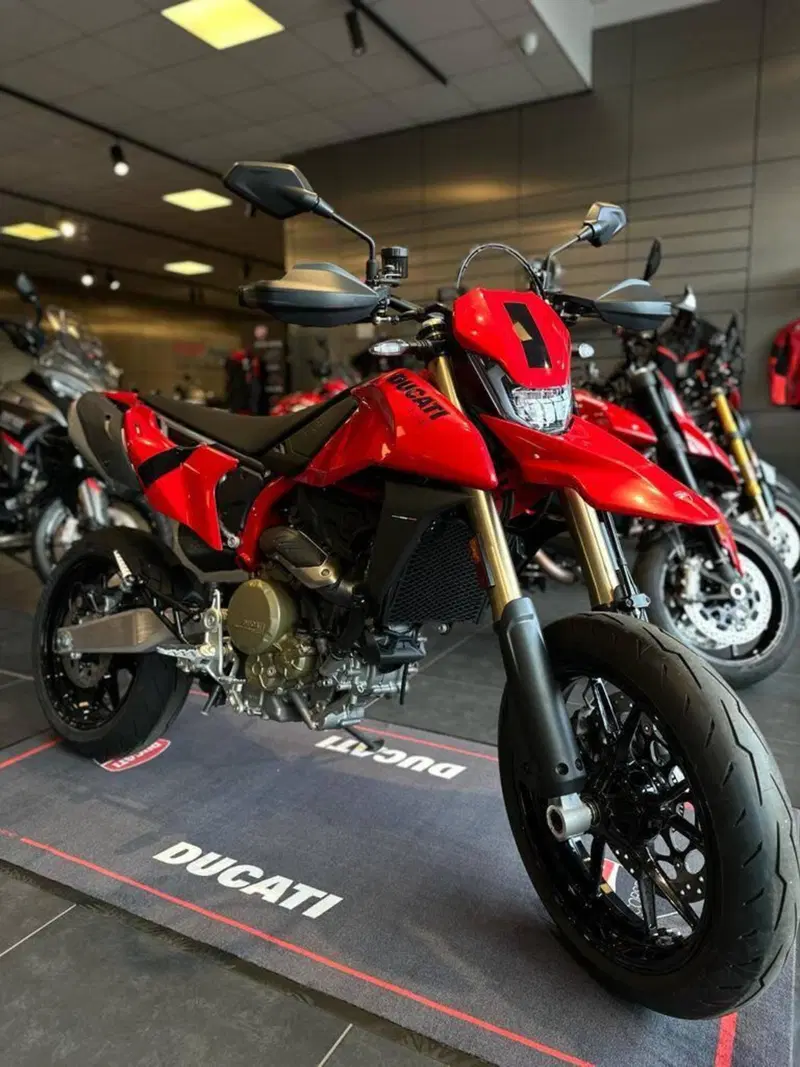 Ducati Hypermotard 698 Mono (2024 - 26) (2)