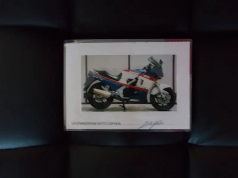 Kawasaki GPZ600R (3)