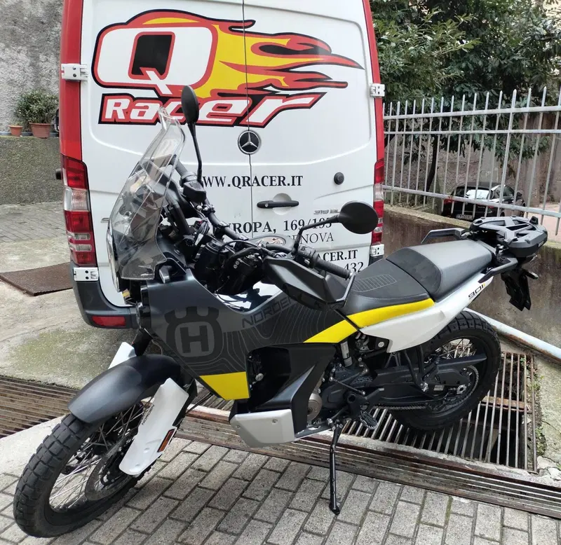 Husqvarna Norden 901 (2022 - 26) (2)