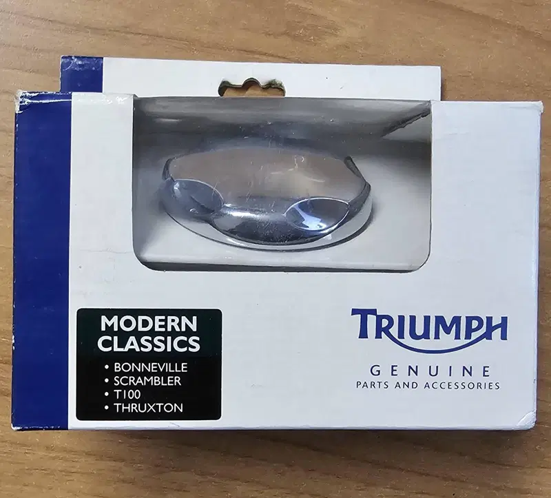 TAPPO SERBATOIO ORIGINALE BONNEVILLE SCRAMBLER T10 Triumph