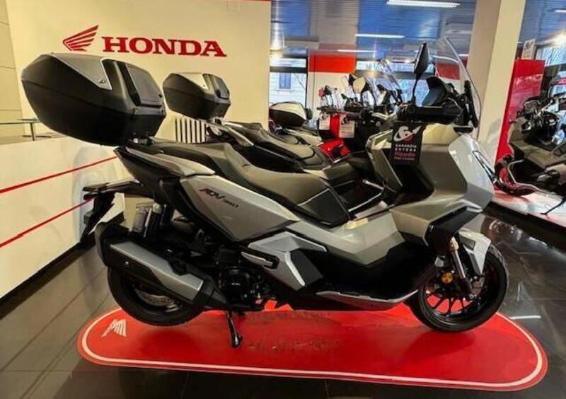 Vendo Honda ADV 350 (2022 - 24) usata a Bologna (codice 9358044) 