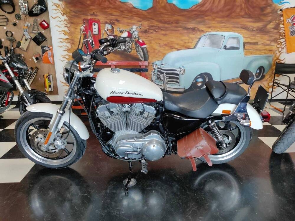 Harley-Davidson 883 Custom (2008 - 12) - XL 883C
