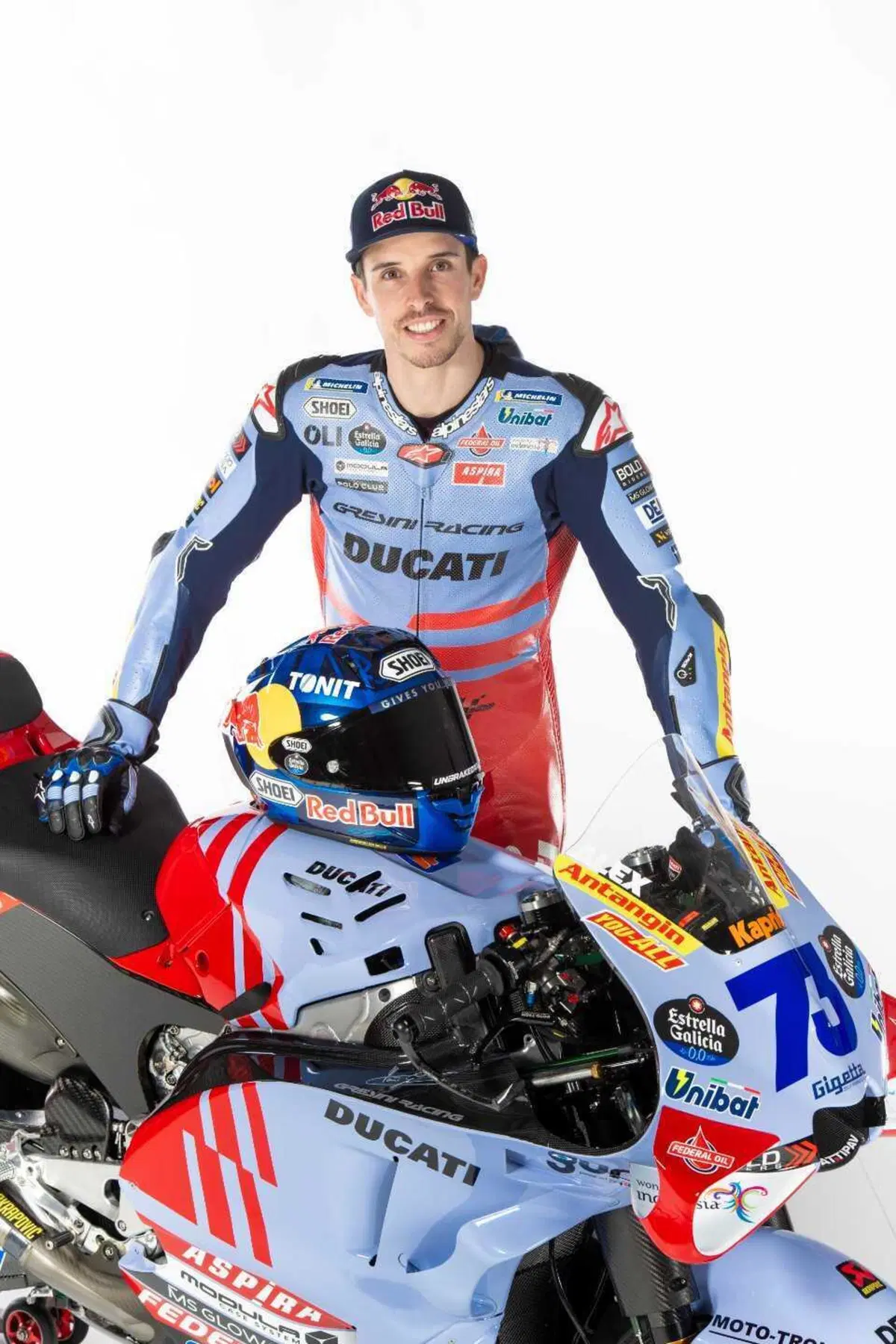 Marc Marquez con la Ducati del team Gresini (11)