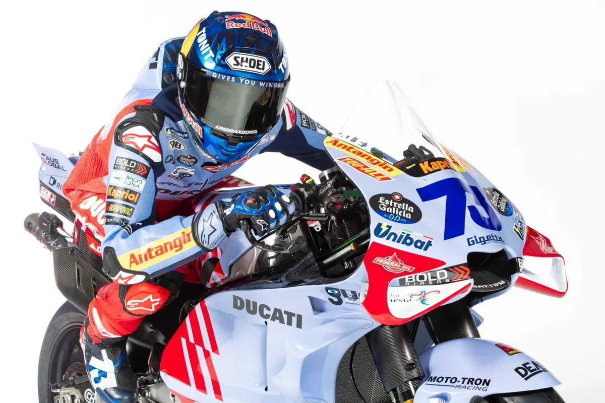 Le prime parole di Marc Marquez alla presentazione di Gresini ma (sorpresa!) la livrea della sua Ducati ha poche novità [VIDEO e GALLERY] (12)