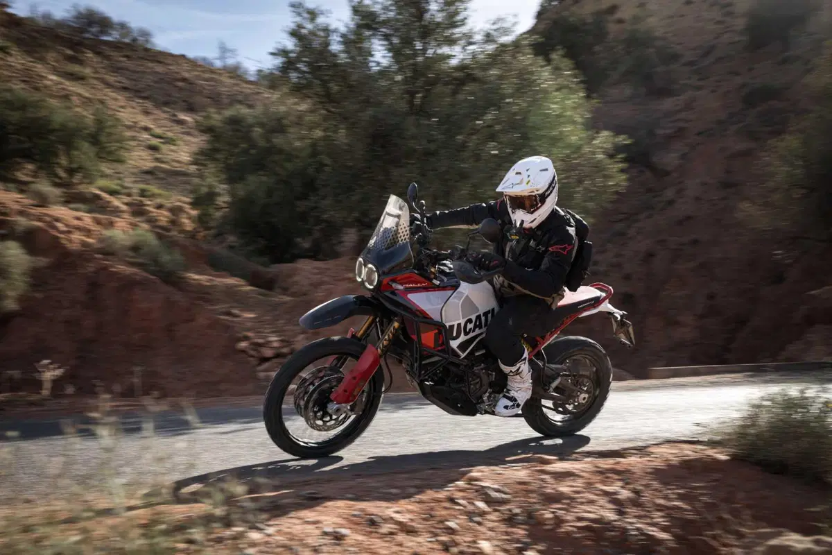 Ducati DesertX Rally TEST: 110 cavalli in fuoristrada sono troppi? Ecco la risposta (19)