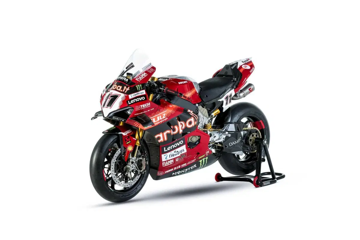 SBK 2024. Emozione ed orgoglio nella presentazione dei team Ducati (4)