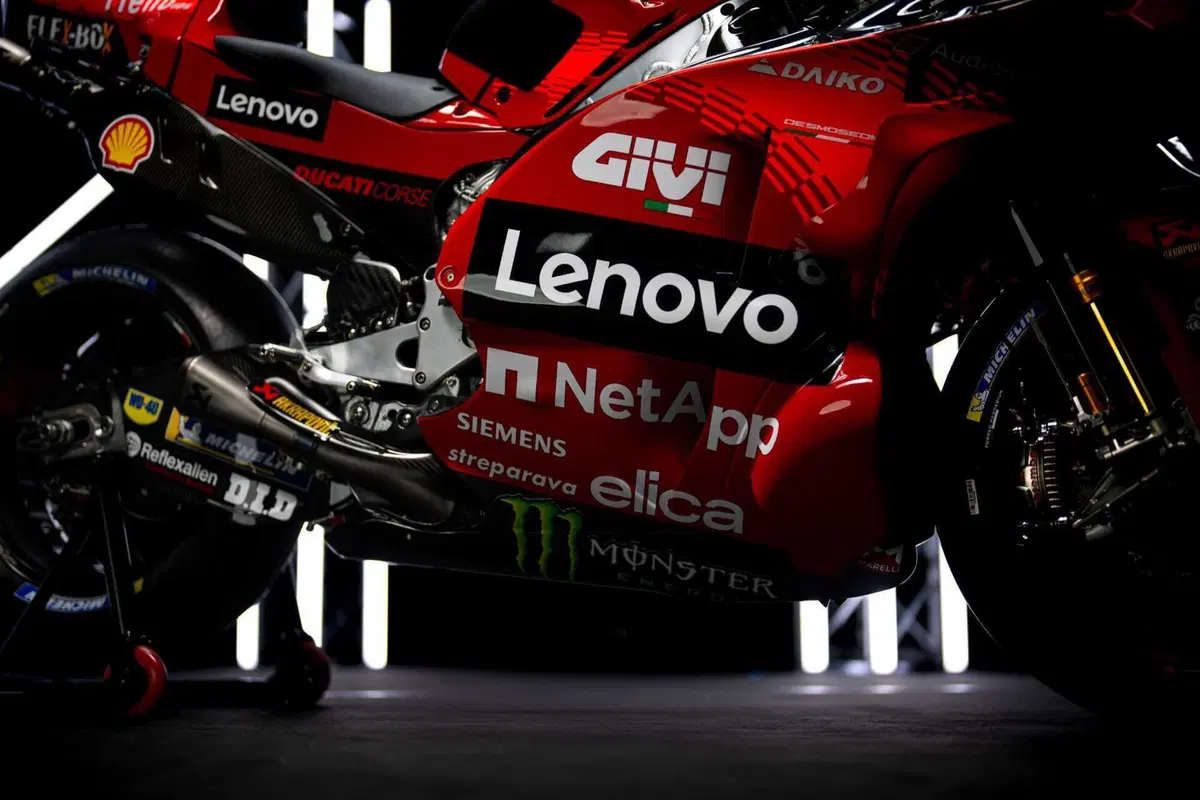 MotoGP 2024. Ecco le nuove GP24 Ducati: Pecco Bagnaia ed Enea Bastianini sono pronti! [GALLERY] (10)