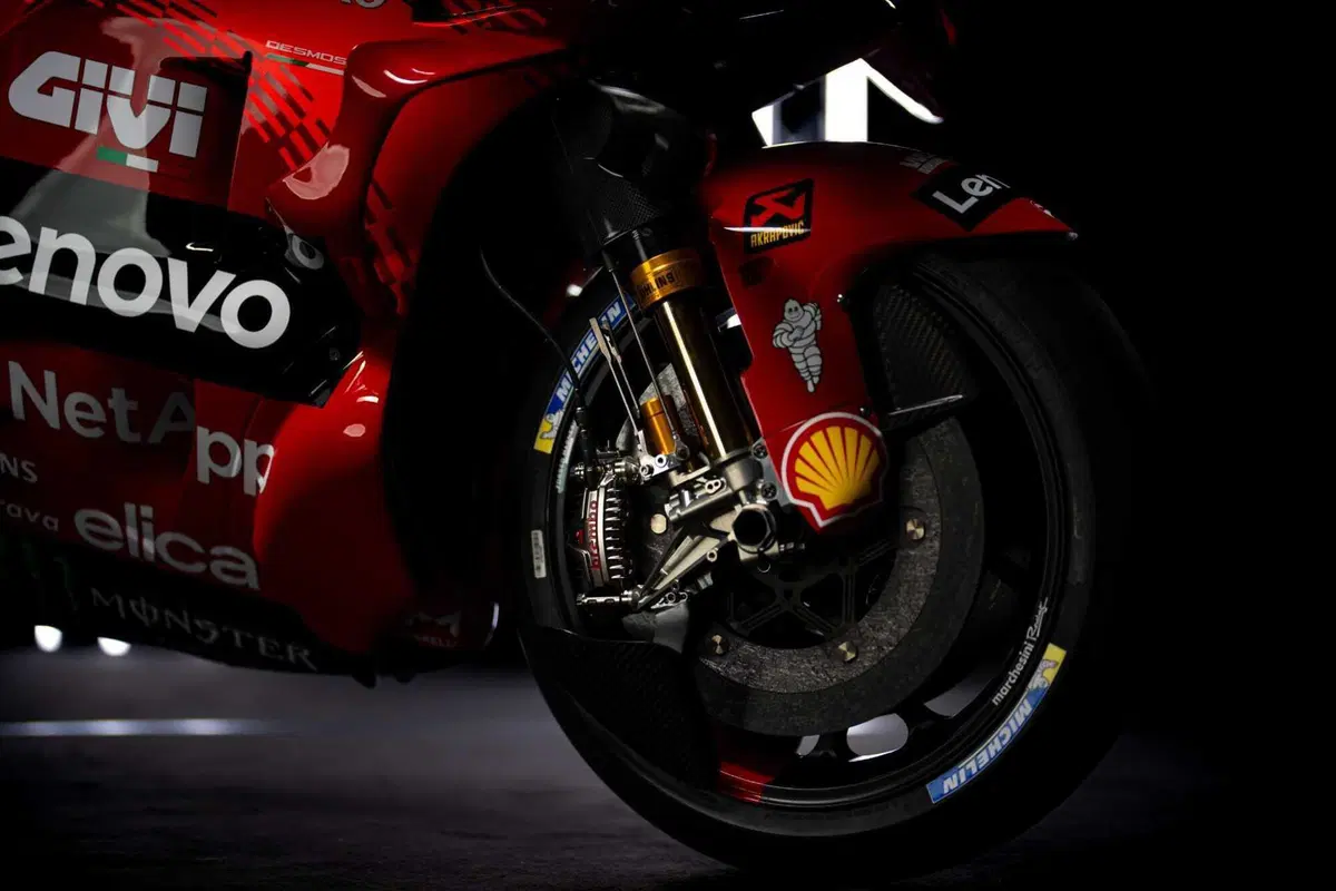 MotoGP 2024. Ecco le nuove GP24 Ducati: Pecco Bagnaia ed Enea Bastianini sono pronti! [GALLERY] (13)
