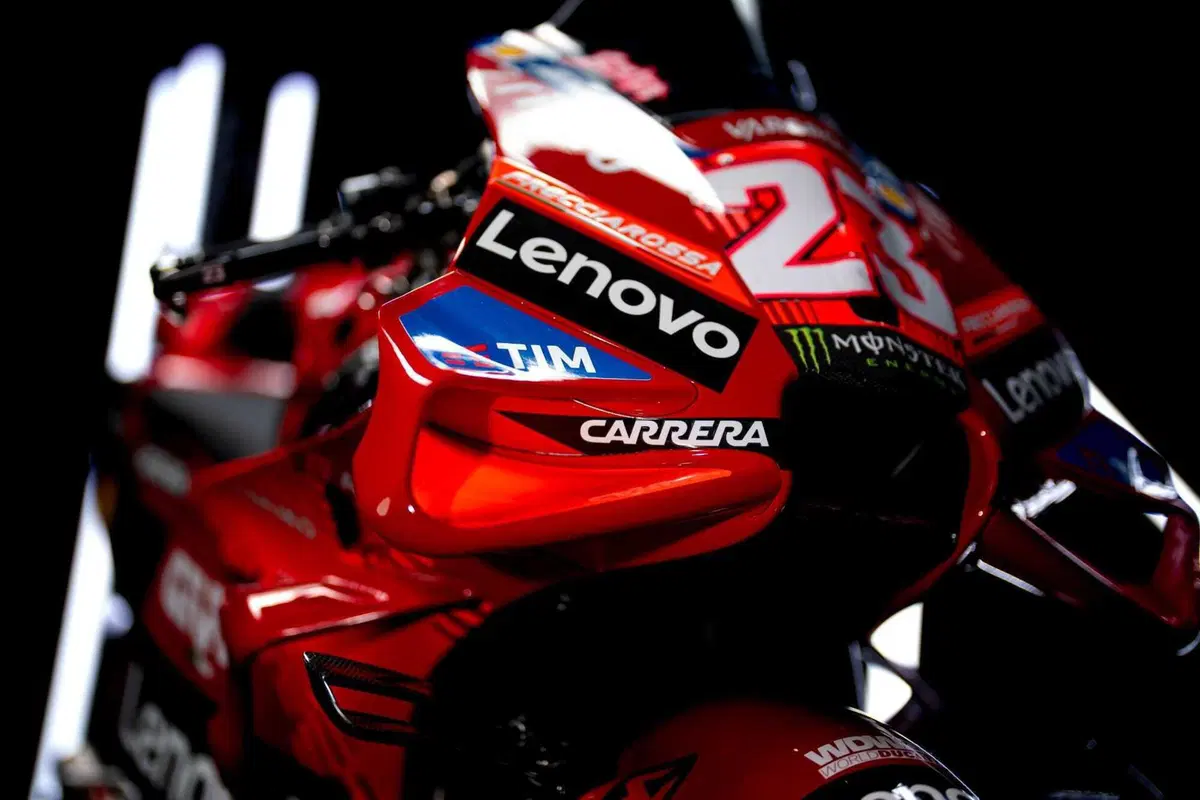 MotoGP 2024. Ecco le nuove GP24 Ducati: Pecco Bagnaia ed Enea Bastianini sono pronti! [GALLERY] (14)