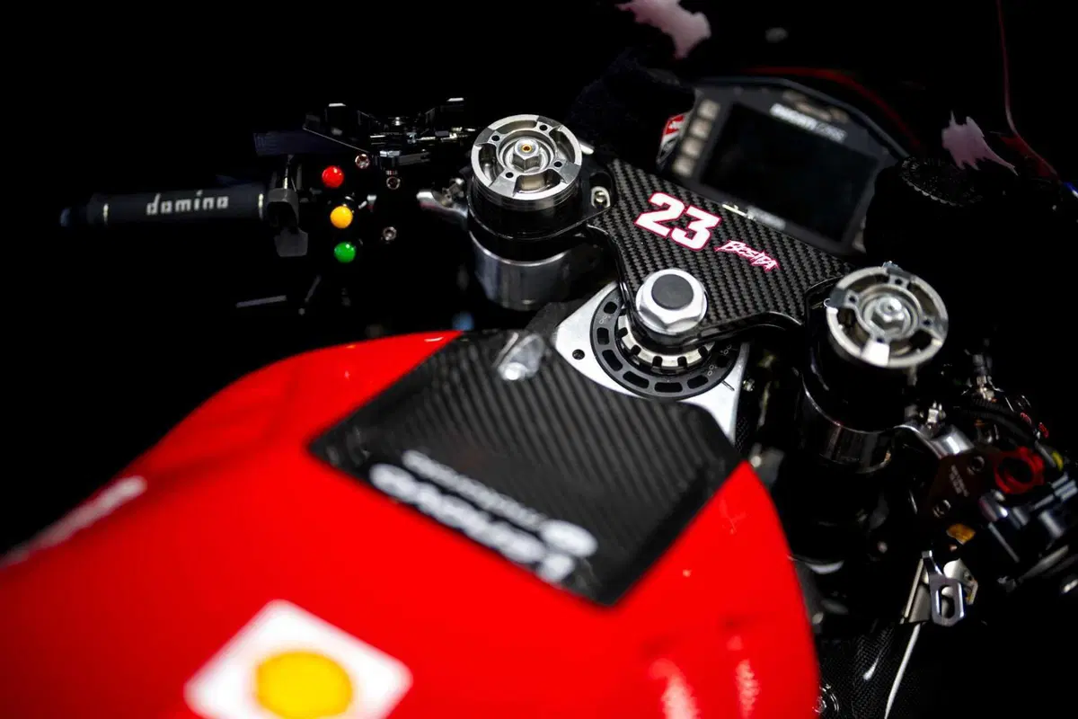 MotoGP 2024. Ecco le nuove GP24 Ducati: Pecco Bagnaia ed Enea Bastianini sono pronti! [GALLERY] (17)