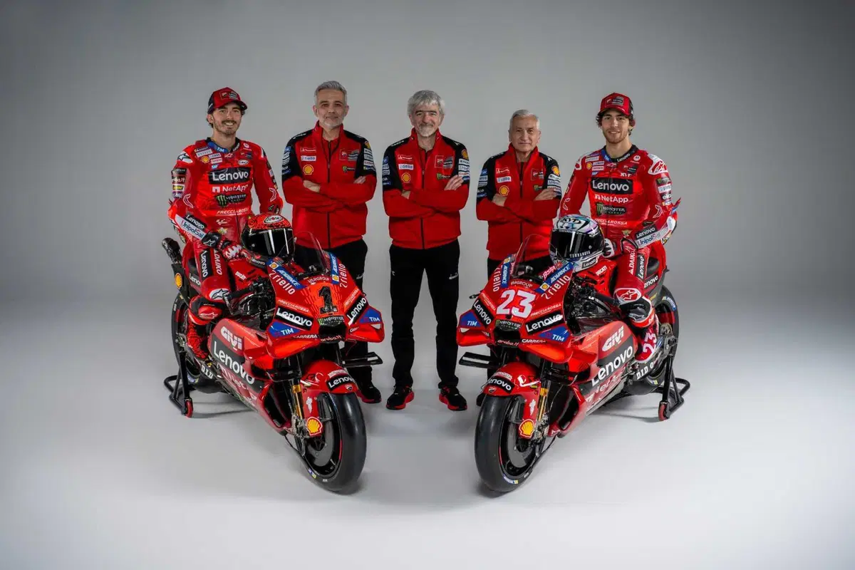 MotoGP 2024. Ecco le nuove GP24 Ducati: Pecco Bagnaia ed Enea Bastianini sono pronti! [GALLERY] (29)
