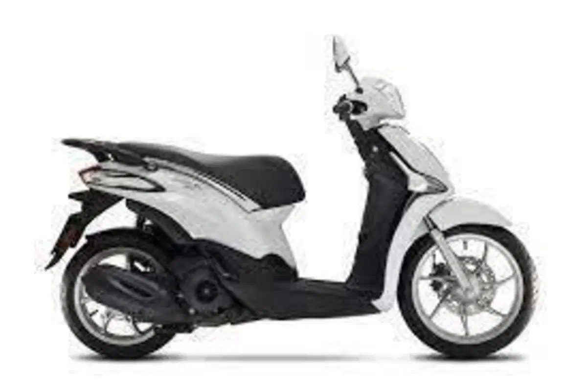 Piaggio Liberty 150 (2025 - 26) (3)