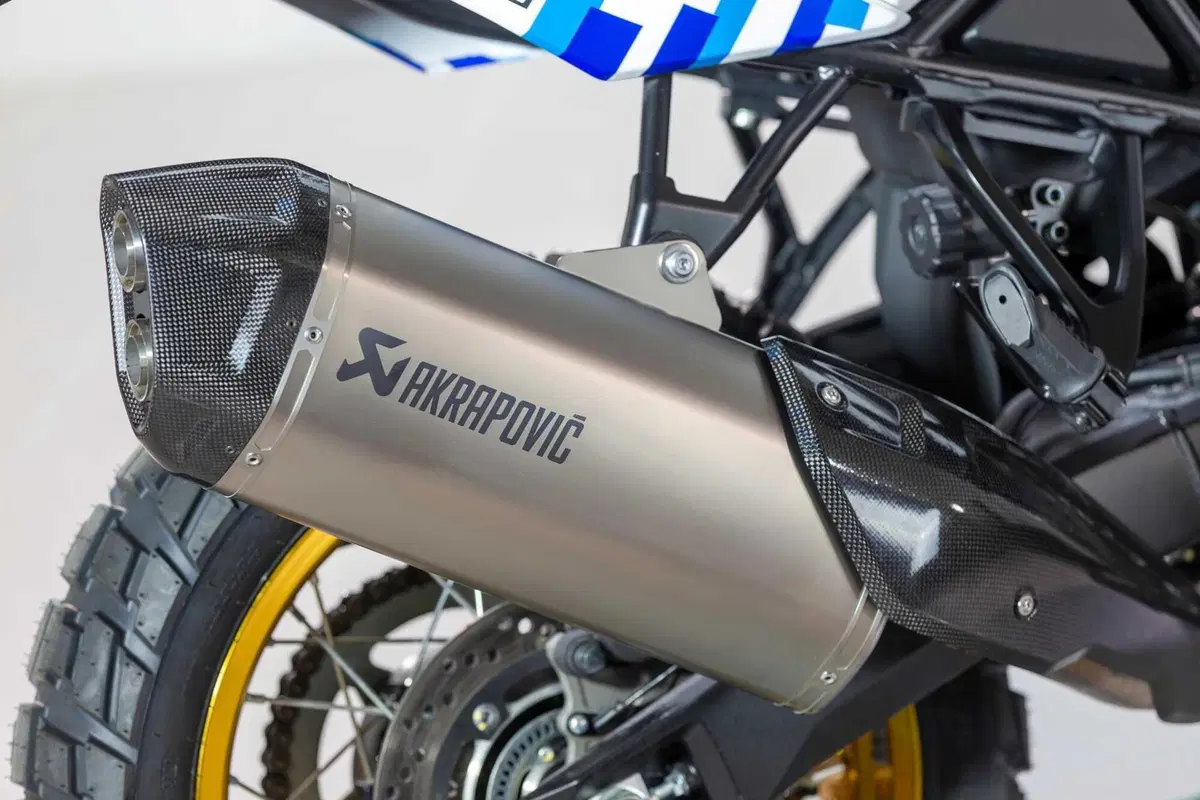 Suzuki V-Strom 800 DE Djebel, ecco cosa nasconde (18)