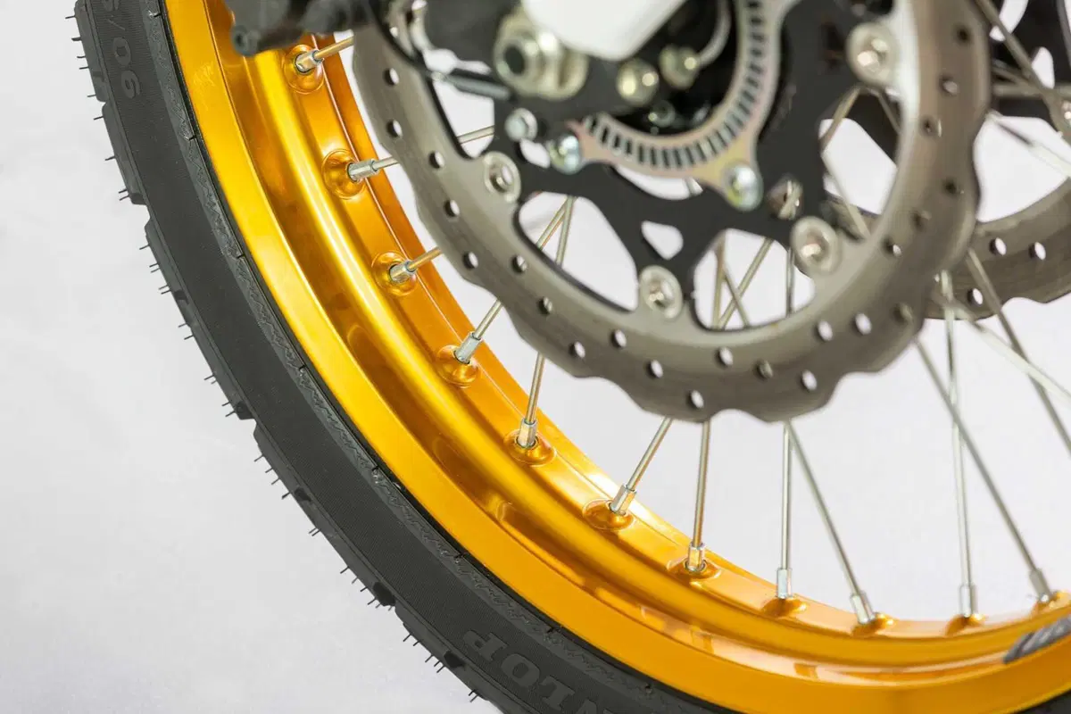 Suzuki V-Strom 800 DE Djebel, ecco cosa nasconde (19)