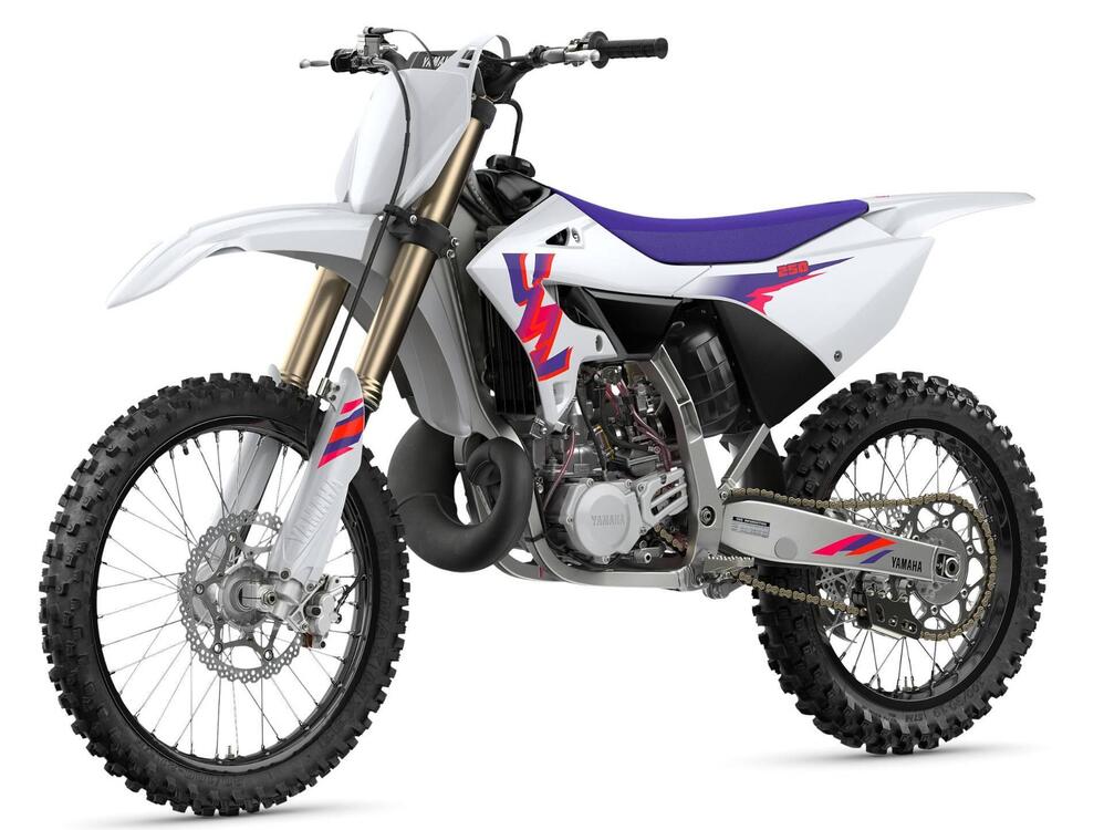 Yamaha YZ 250 50° Anniversario (2024) (2)