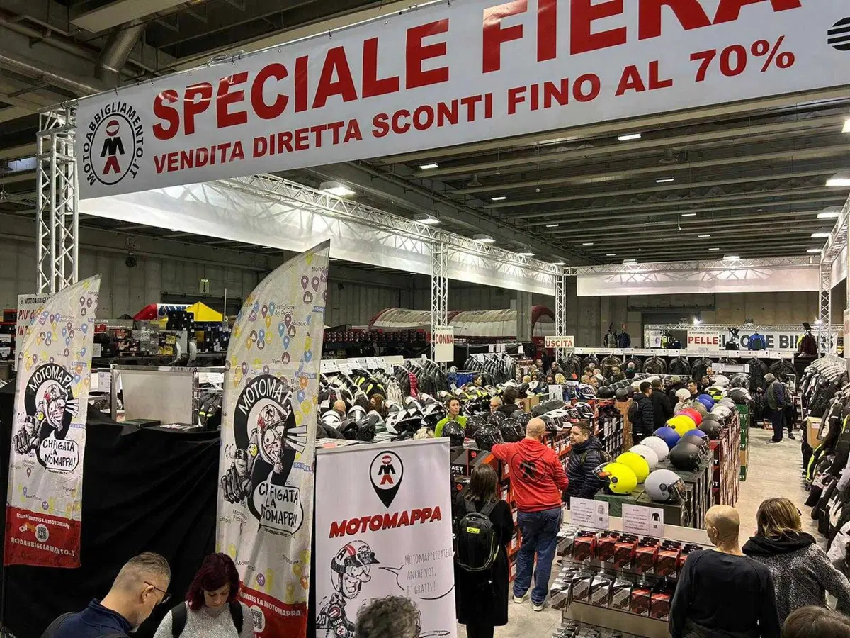 Motoabbigliamento al Motor Bike Expo di Verona con Befast e Carburo (2)