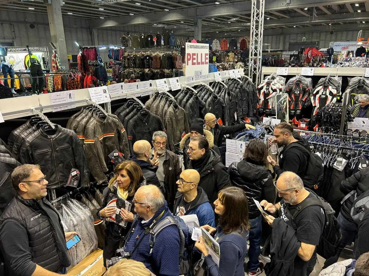 Motoabbigliamento al Motor Bike Expo di Verona con Befast e Carburo (5)
