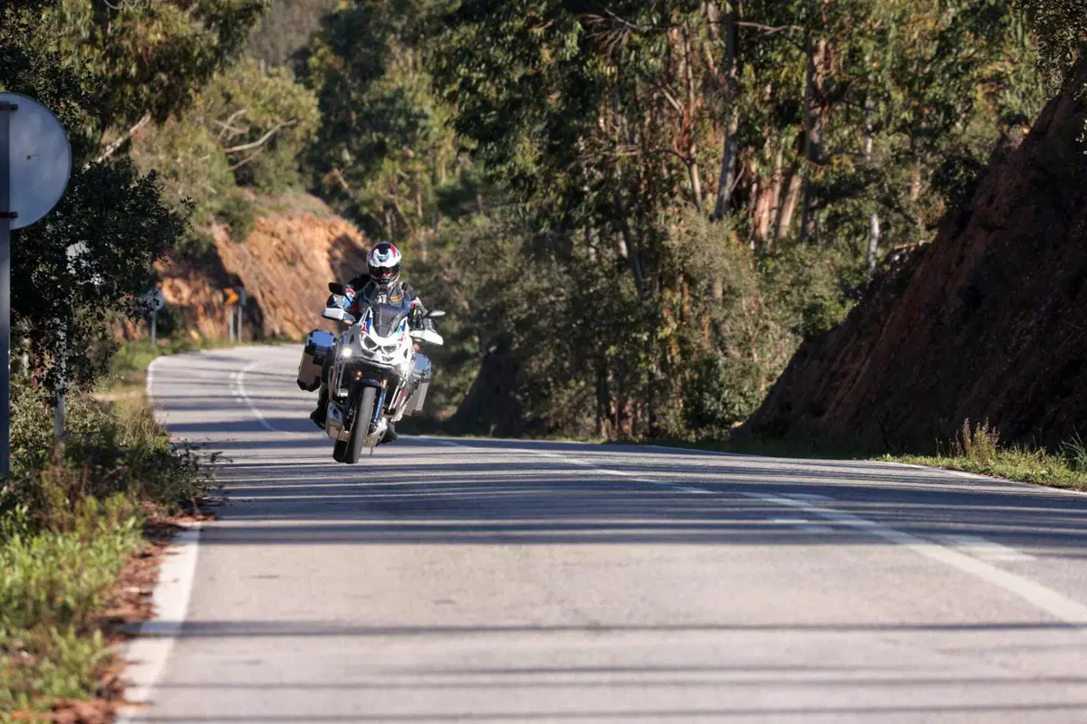 Honda Africa Twin Adventure Sports 2024 TEST: su strada è LA PIU' BELLA Africa di sempre! Ma in off? (4)