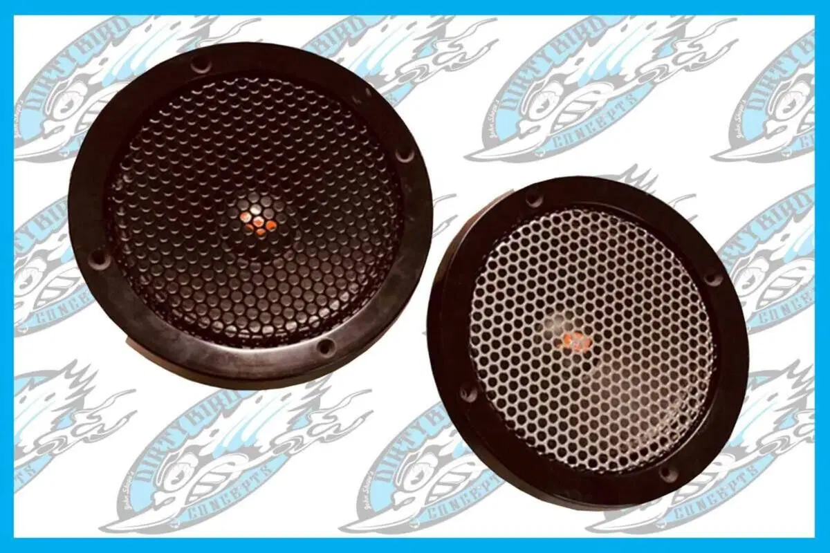 Griglie nere Dirty Bird per altoparlanti da 20 cm 