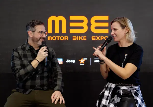 Vita da instagrammer: intervistiamo Giulia The Blonde Pipes a MBE 2024 [VIDEO]