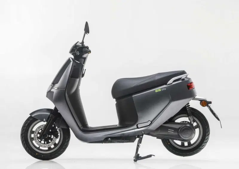 Ecooter E2 City E2 City (2021 - 26) (4)