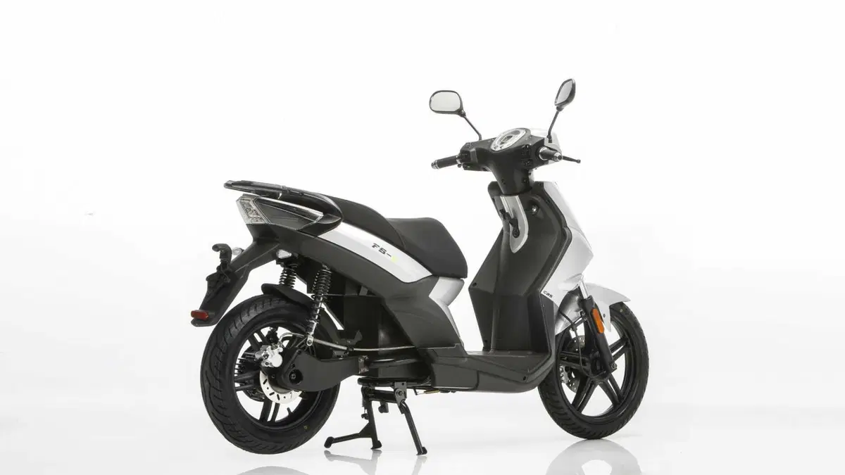 FD Motors F5-E F5-E (2020 - 26) (3)