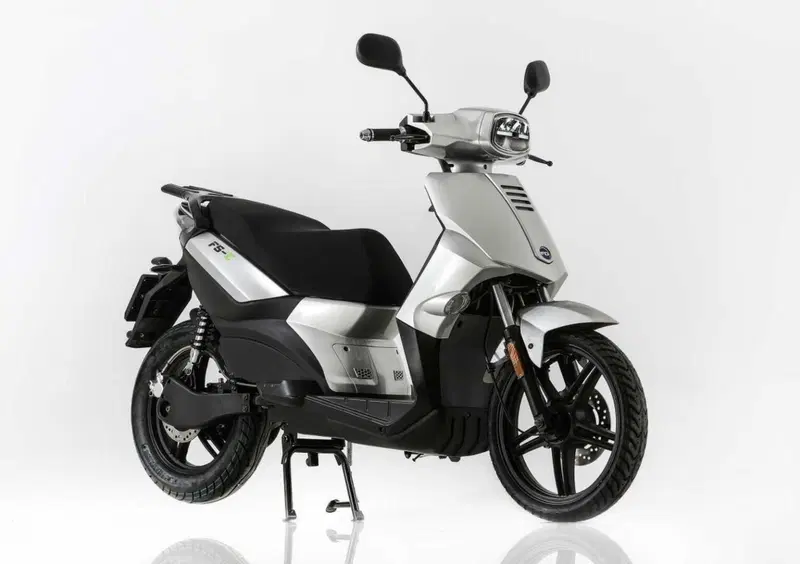 FD Motors F5-E F5-E (2020 - 26) (2)