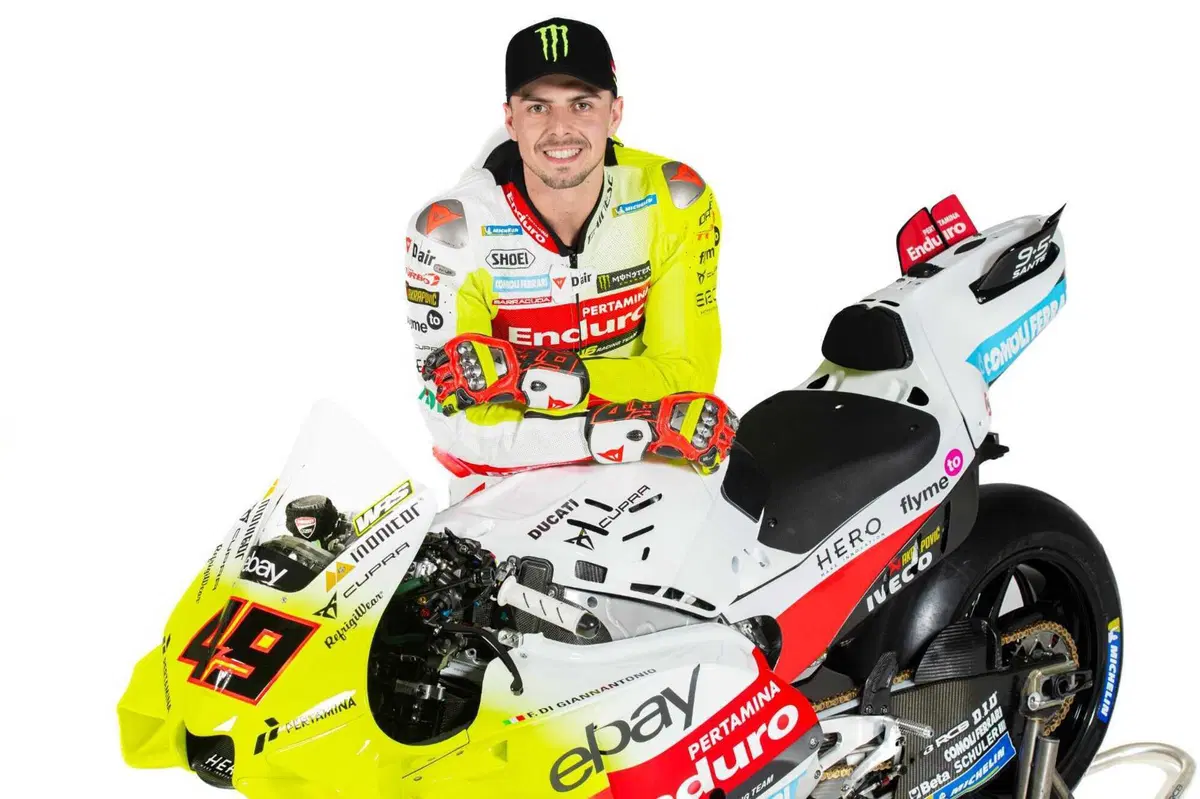 MotoGP 2024, presentato il VR46 Racing Team: le Ducati di Bezzecchi e Di Giannantonio [GALLERY] (25)