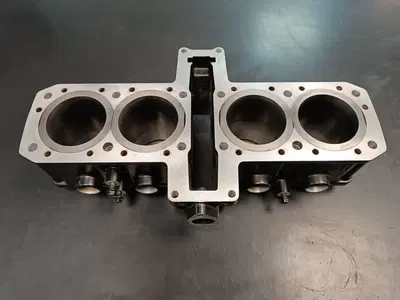 Cilindri e pistoni GPz600r Kawasaki