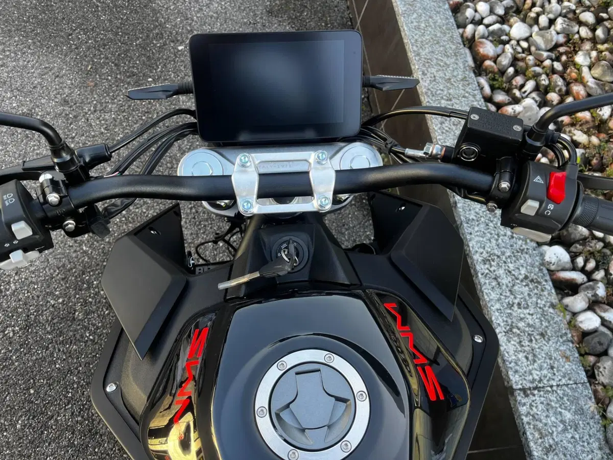 Swm Hoku 125 (2023 - 25) (5)