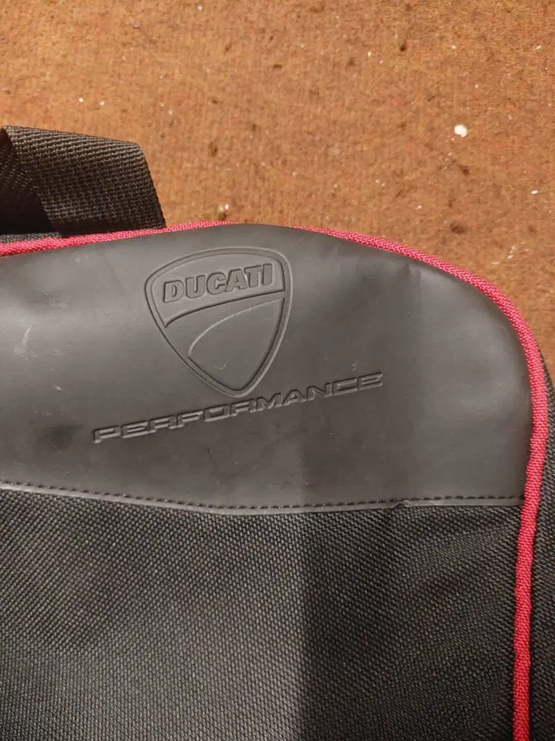 BORSE DUCATI INTERNE (2)