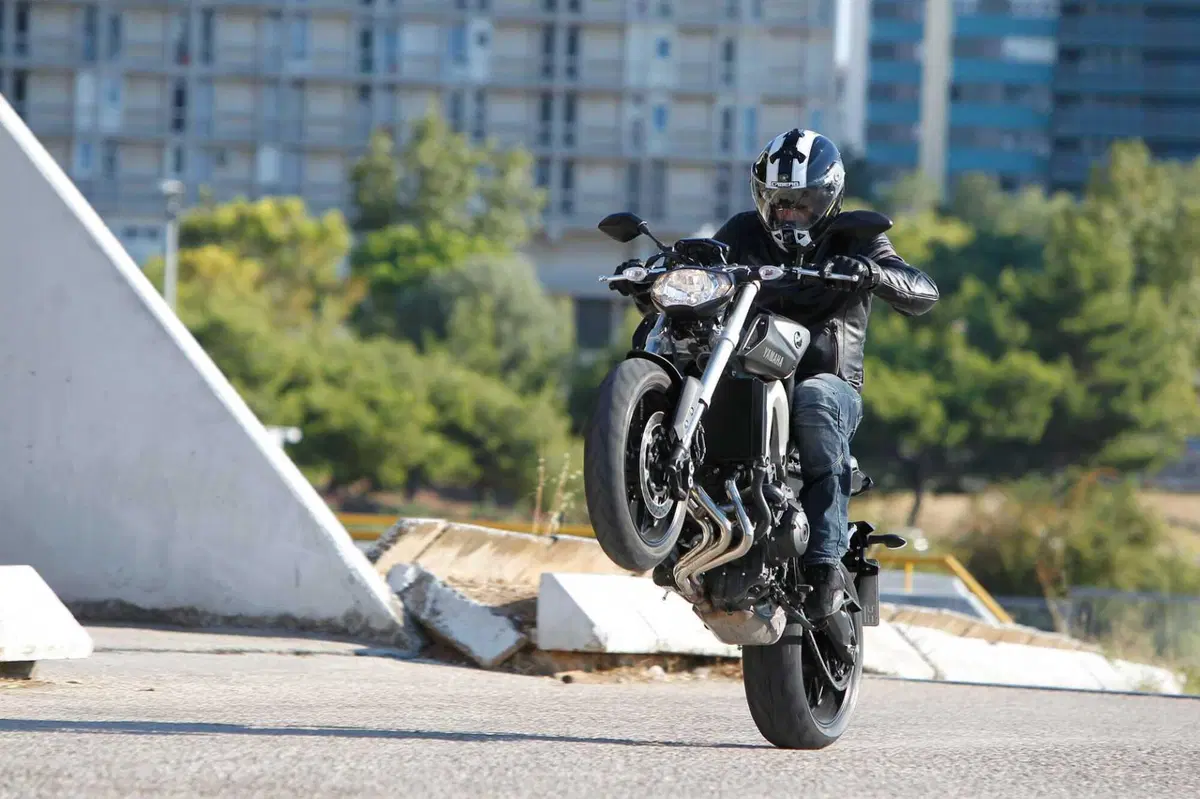 Yamaha MT-09: la prima MT raccontata dal Perfetto, correva l'anno 2014 (6)