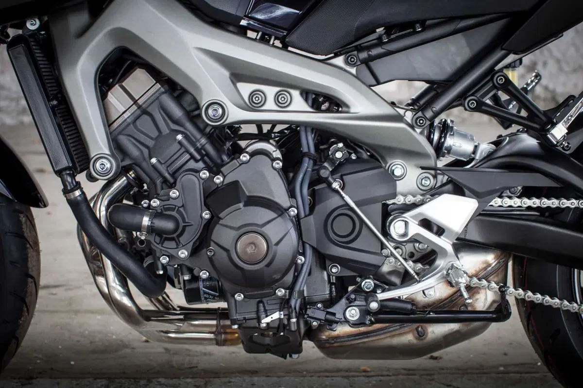 Yamaha MT-09: la prima MT raccontata dal Perfetto, correva l'anno 2014 (31)