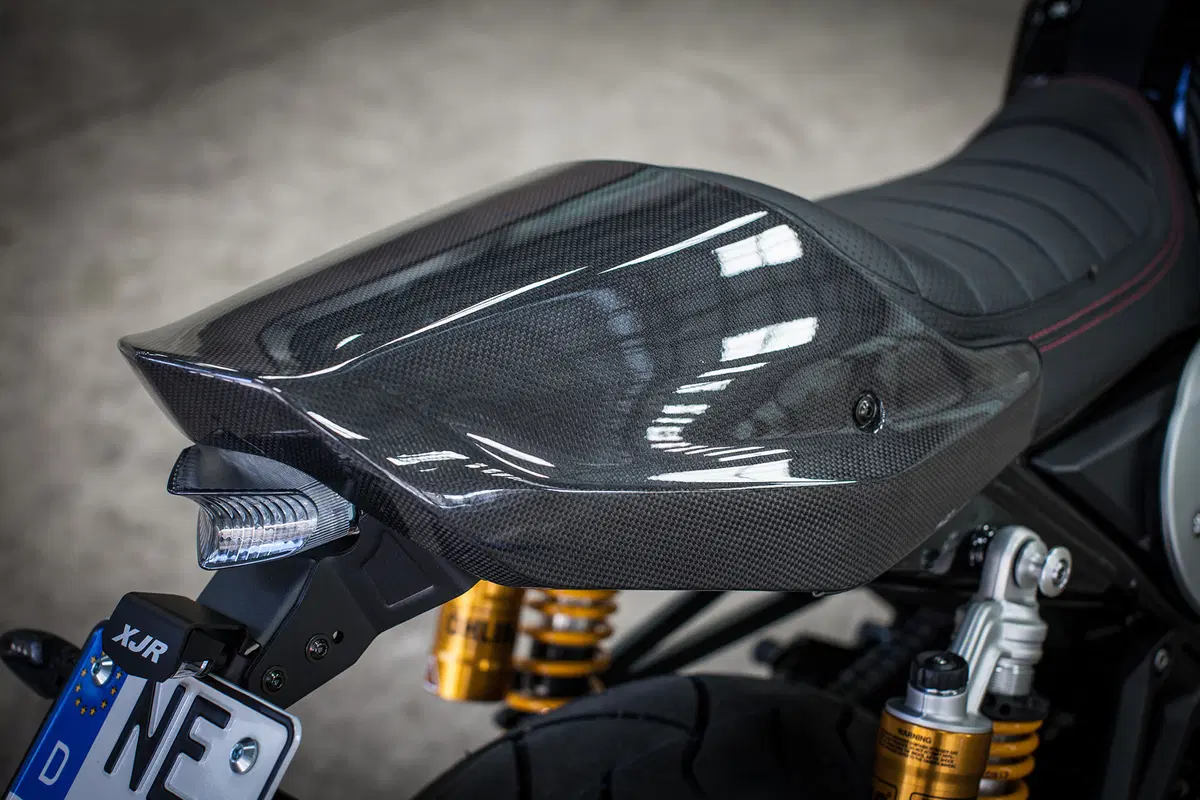 Yamaha XJR 1300 e XJR 1300 Racer 2015 (29)