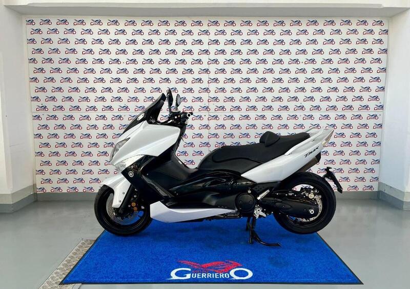 Yamaha T-Max 500 White Max (2010 - 11), prezzo e scheda tecnica 