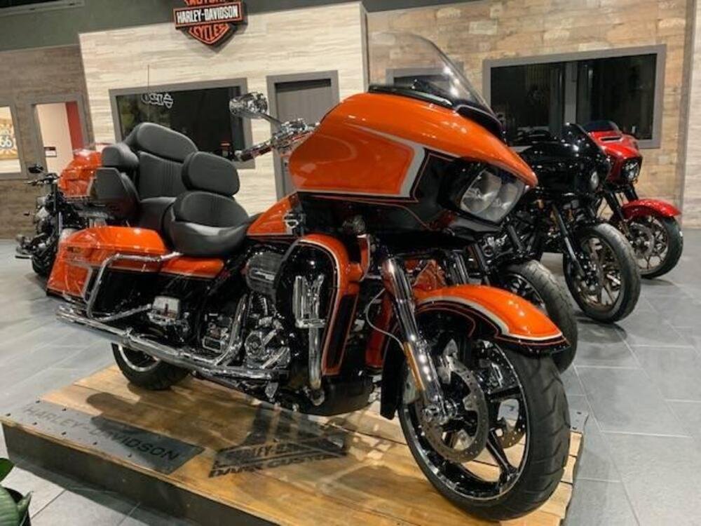 Harley-Davidson CVO Road Glide Limited (2022)