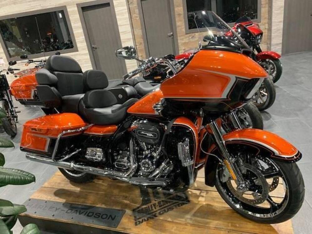 Harley-Davidson CVO Road Glide Limited (2022) (2)
