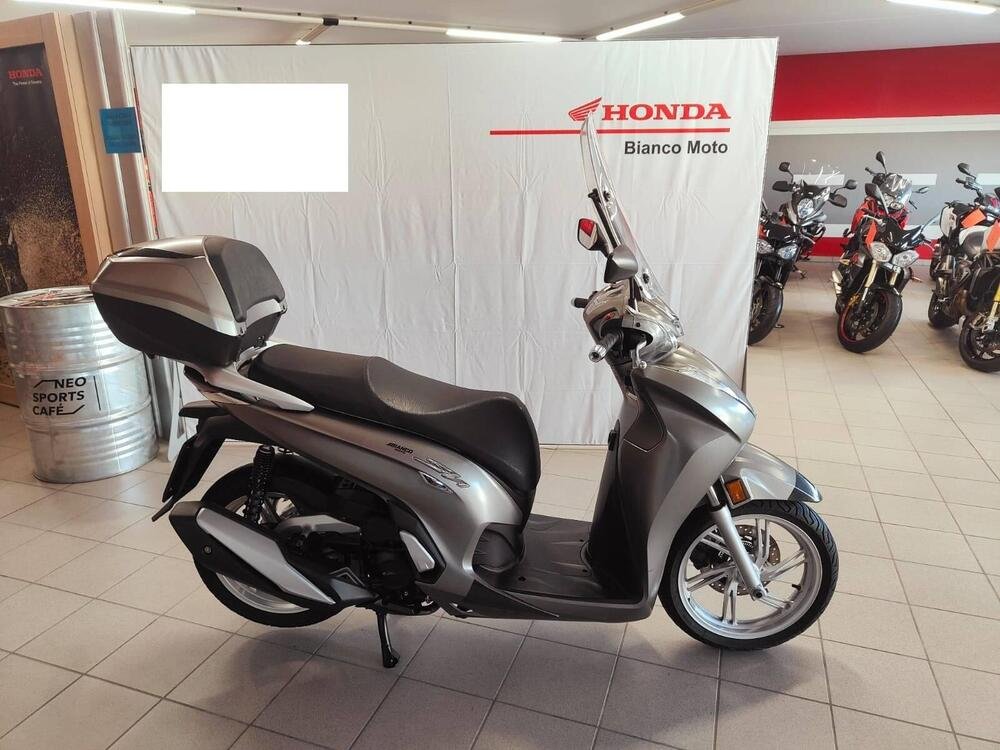 Honda SH 350 (2021 - 24) (3)
