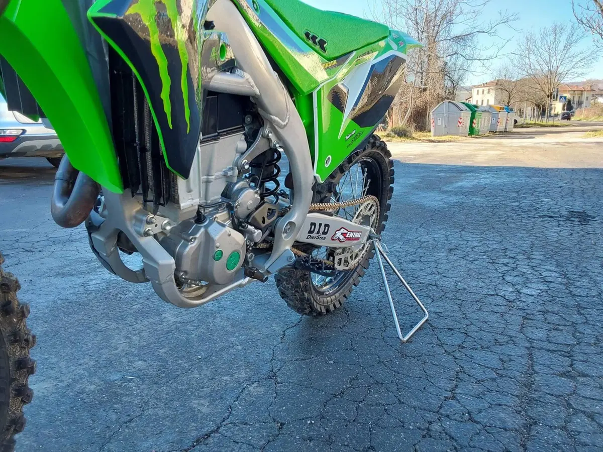 Kawasaki KX450F (2019) (6)