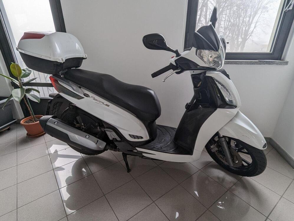 Kymco People 300i GT (2010 - 17) (2)