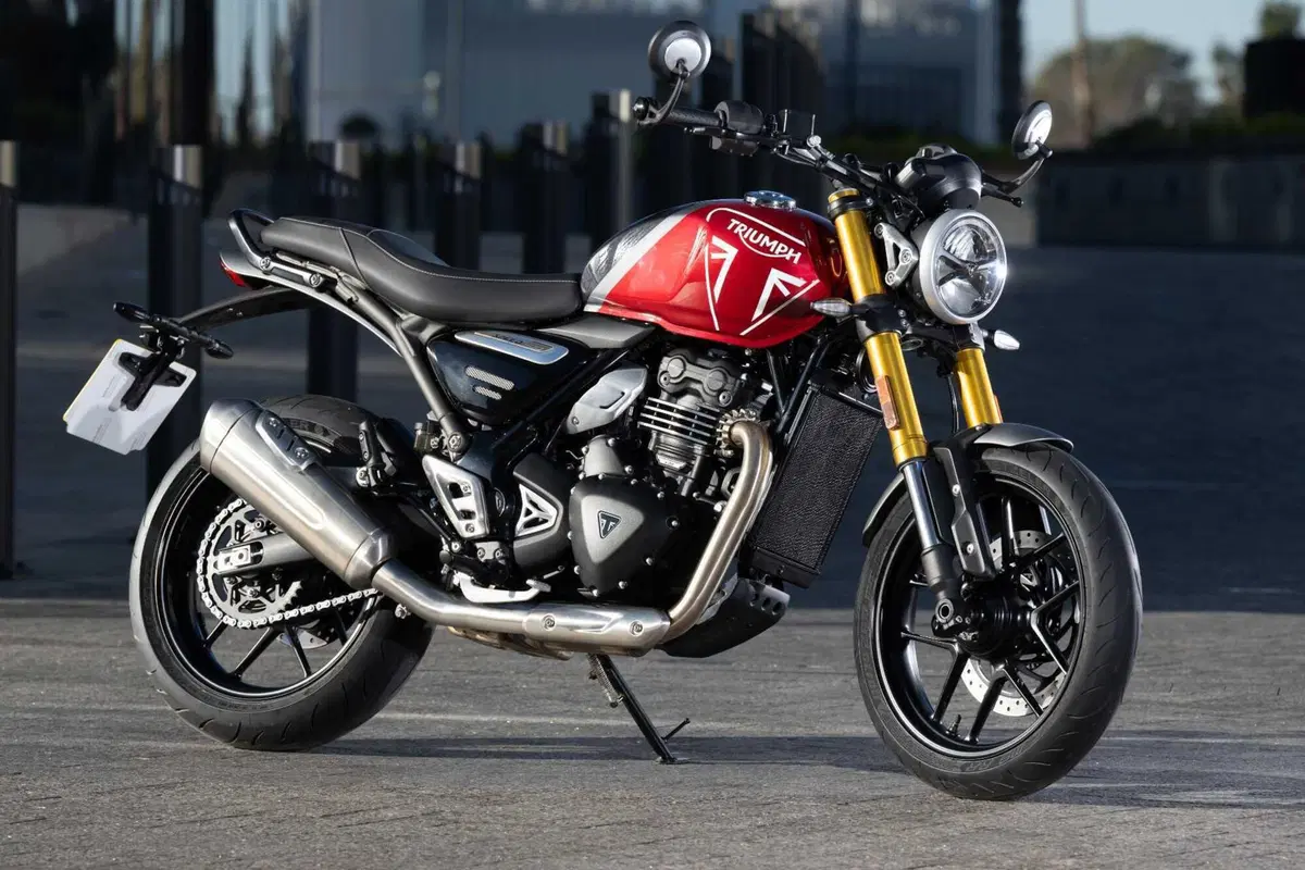 Triumph Speed 400 TEST: stile, prestazioni e divertimento a meno di 6.000 euro [VIDEO & GALLERY] (23)