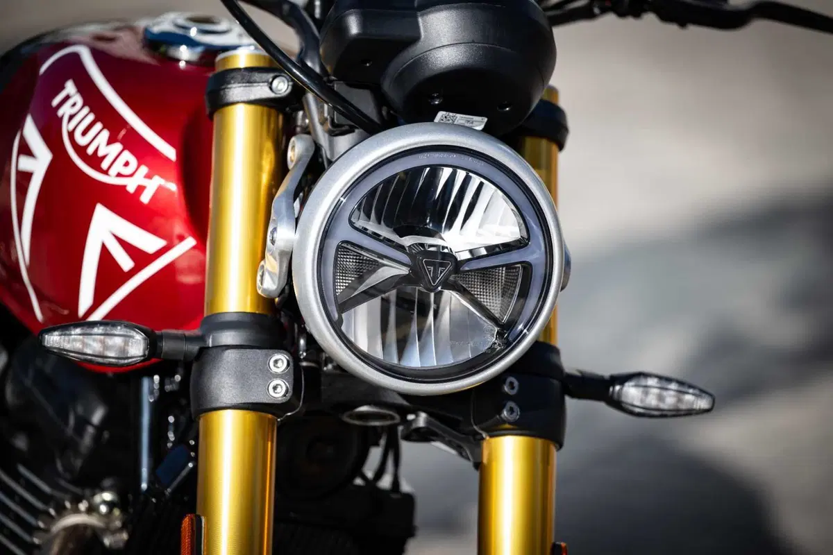 Triumph Speed 400 TEST: stile, prestazioni e divertimento a meno di 6.000 euro [VIDEO & GALLERY] (84)