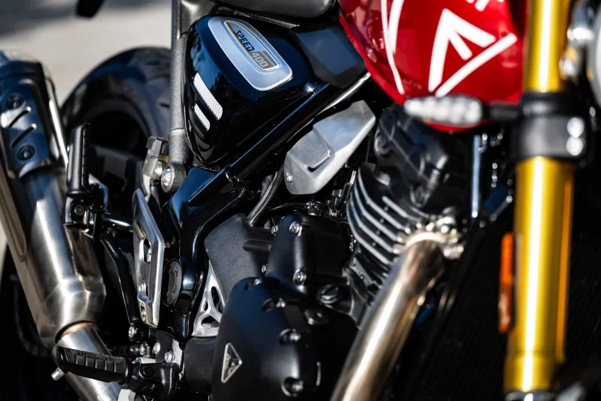 Triumph Speed 400 TEST: stile, prestazioni e divertimento a meno di 6.000 euro [VIDEO & GALLERY] (85)