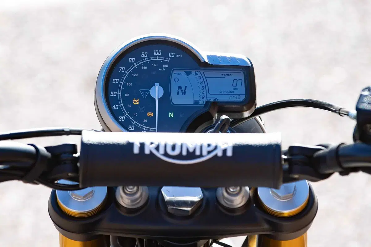 Triumph Scrambler 400 X TEST: come si guida su strada e in fuoristrada. Pro e contro! [VIDEO & GALLERY] (87)