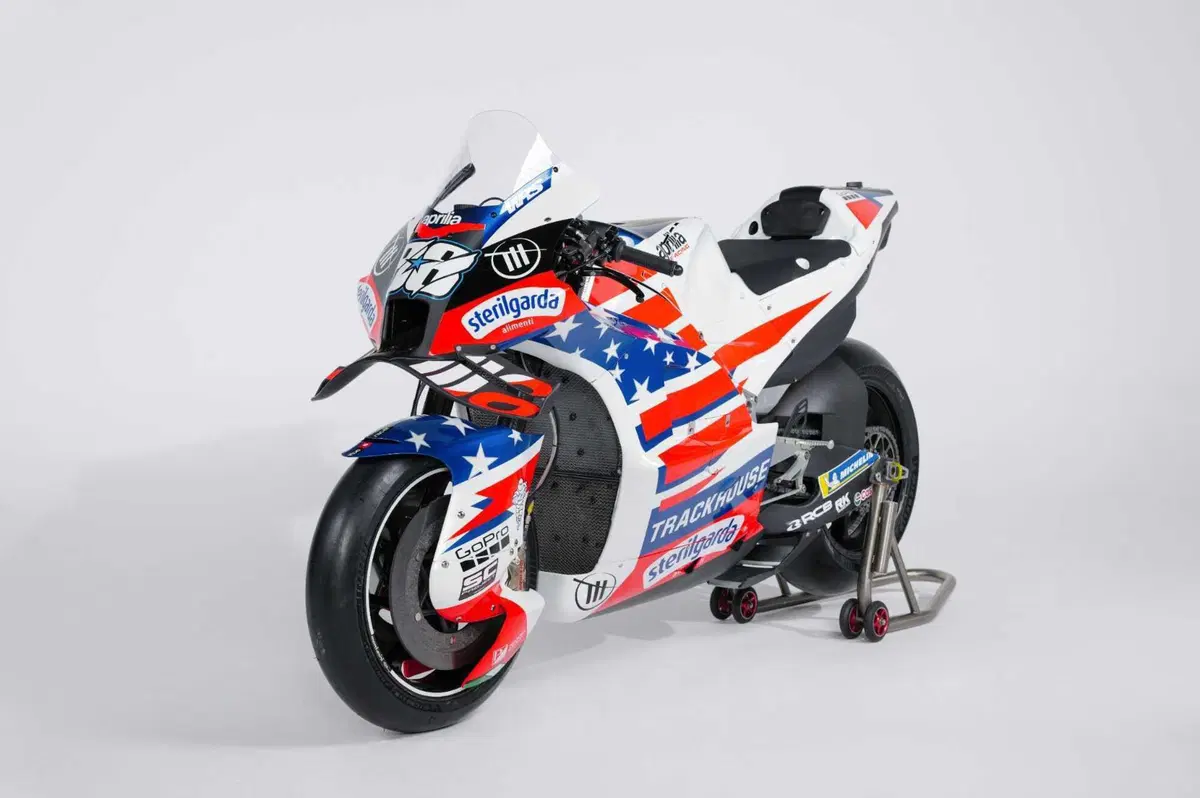MotoGP 2024. Finita l'attesa, ecco le livree delle Aprilia Trackhouse, le americane! [GALLERY] (14)